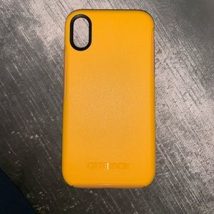 Yellow iPhone XR Otterbox Case